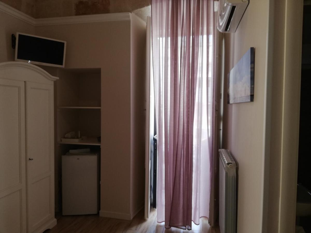 Al Rosa Antico Hotel โมโนโปลี ภายนอก รูปภาพ