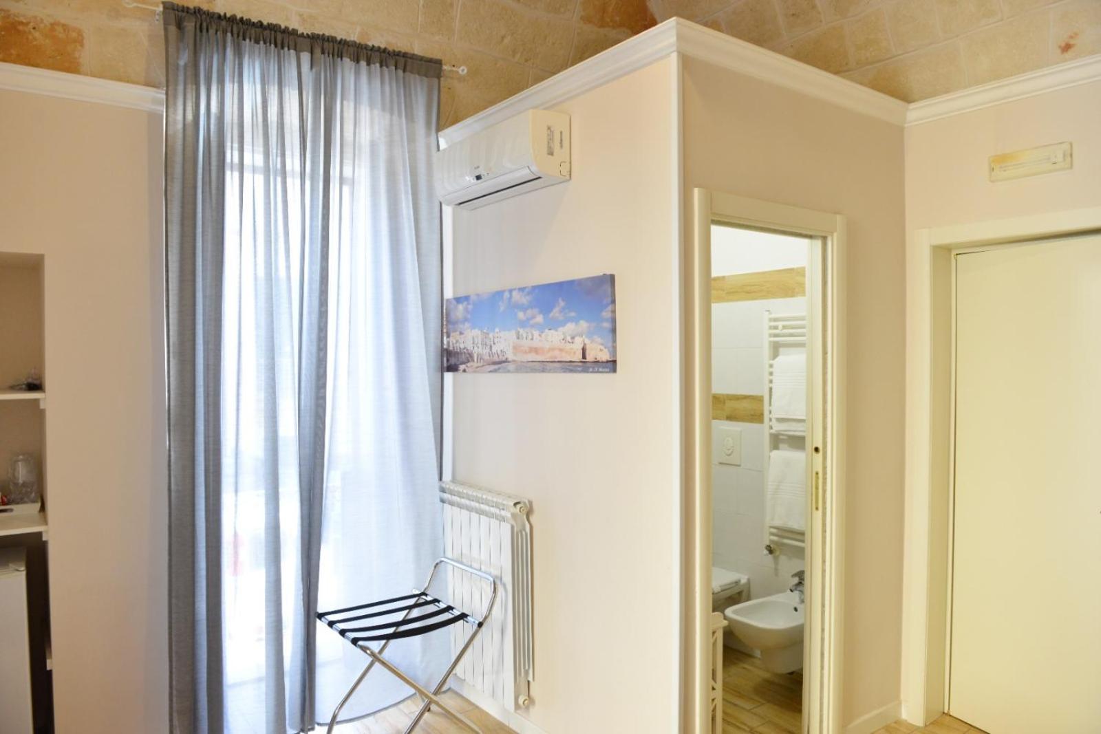 Al Rosa Antico Hotel โมโนโปลี ภายนอก รูปภาพ